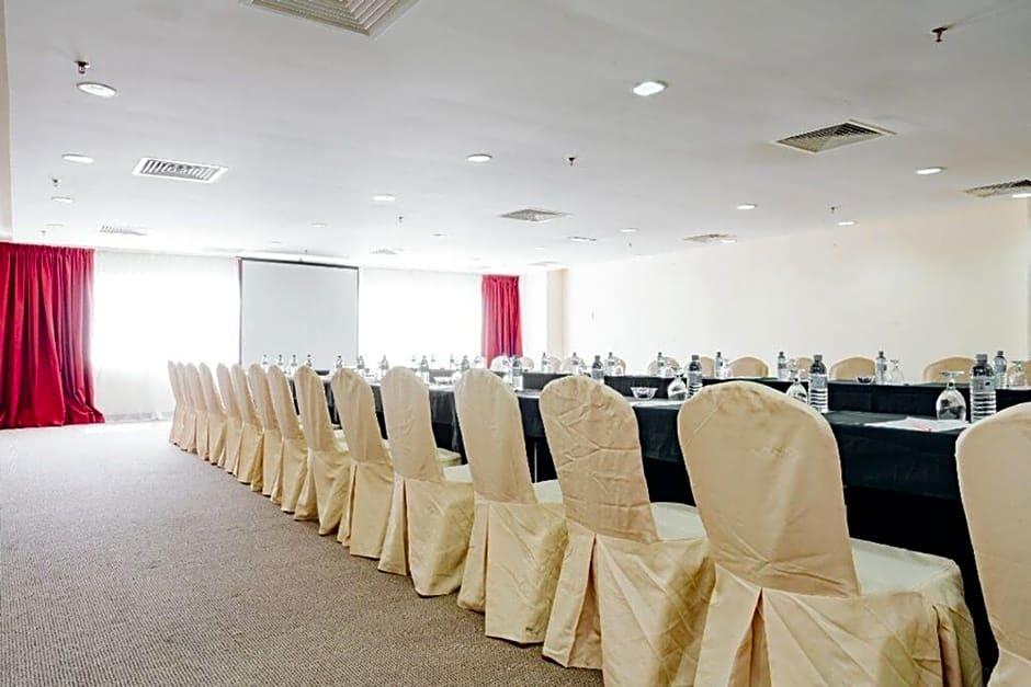 Raia Hotel & Convention Centre Terengganu Kuala Terengganu Exterior foto
